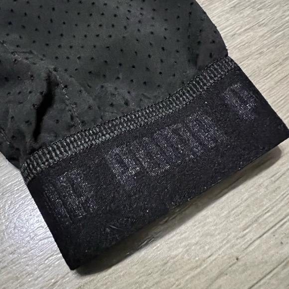 Puma Women's Training Sweater Cropped Black Medium - Picture 5 of 8